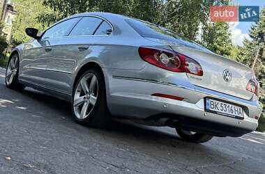 Купе Volkswagen CC / Passat CC 2008 в 