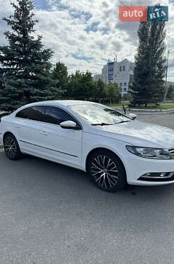 Купе Volkswagen CC / Passat CC 2012 в 