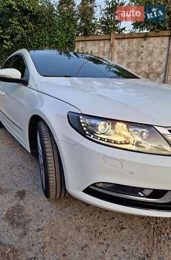 Купе Volkswagen CC / Passat CC 2014 в 