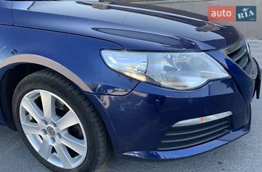Купе Volkswagen CC / Passat CC 2010 в 