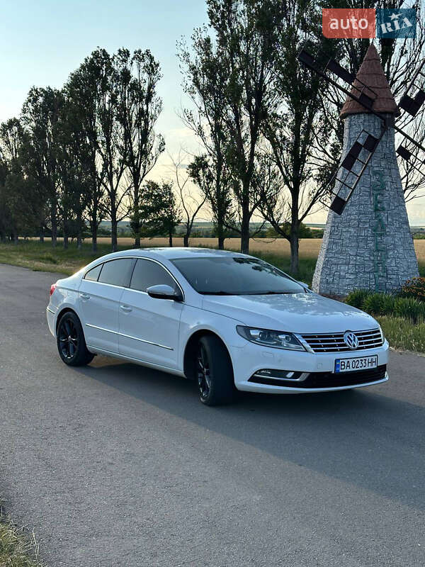 Купе Volkswagen CC / Passat CC 2013 в Дніпрі