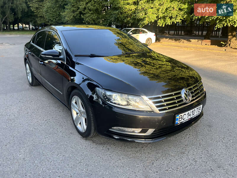 Купе Volkswagen CC / Passat CC 2013 в Львові