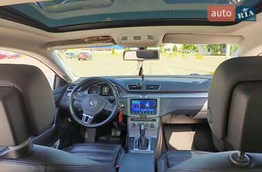 Купе Volkswagen CC / Passat CC 2012 в 