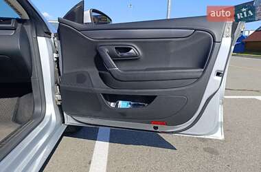 Купе Volkswagen CC / Passat CC 2012 в 
