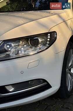 Купе Volkswagen CC / Passat CC 2012 в 