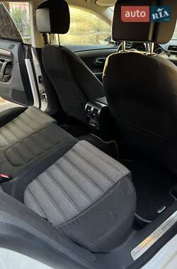 Купе Volkswagen CC / Passat CC 2012 в 
