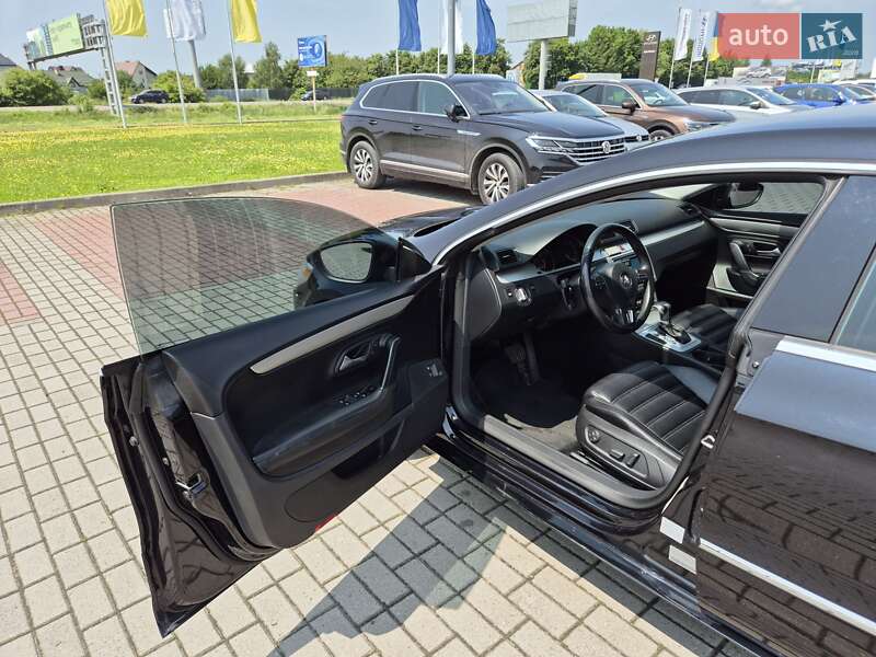 Купе Volkswagen CC / Passat CC 2009 в Львові