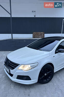 Купе Volkswagen CC / Passat CC 2009 в 