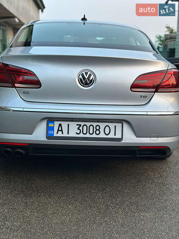 Купе Volkswagen CC / Passat CC 2016 в Киеве