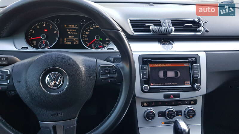 Купе Volkswagen CC / Passat CC 2013 в Львові