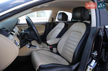 Купе Volkswagen CC / Passat CC 2013 в 