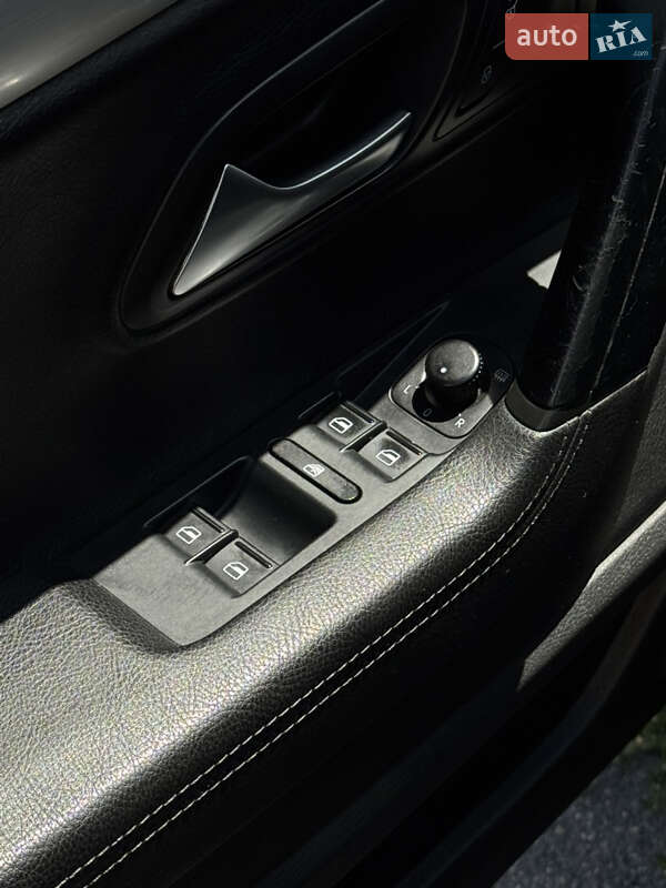 Купе Volkswagen CC / Passat CC 2014 в Лубнах