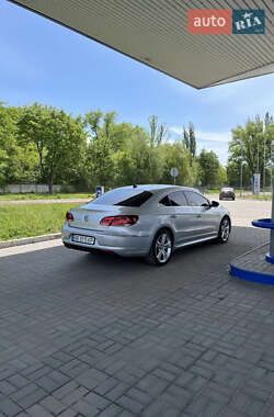 Купе Volkswagen CC / Passat CC 2013 в 