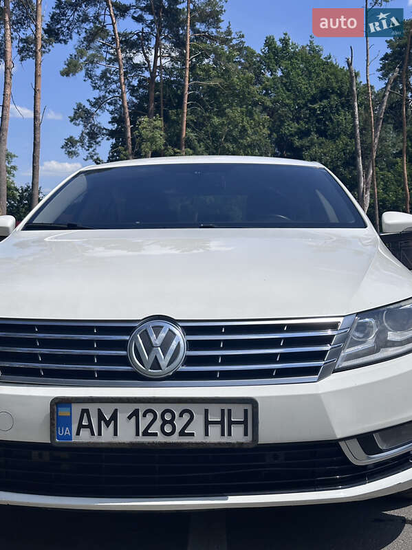 Купе Volkswagen CC / Passat CC 2012 в Житомирі
