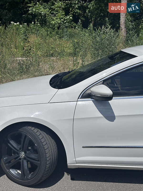 Купе Volkswagen CC / Passat CC 2012 в Житомирі