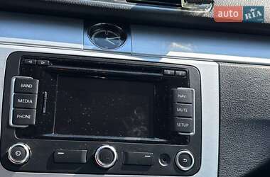 Купе Volkswagen CC / Passat CC 2014 в 