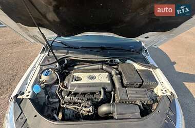Купе Volkswagen CC / Passat CC 2010 в 