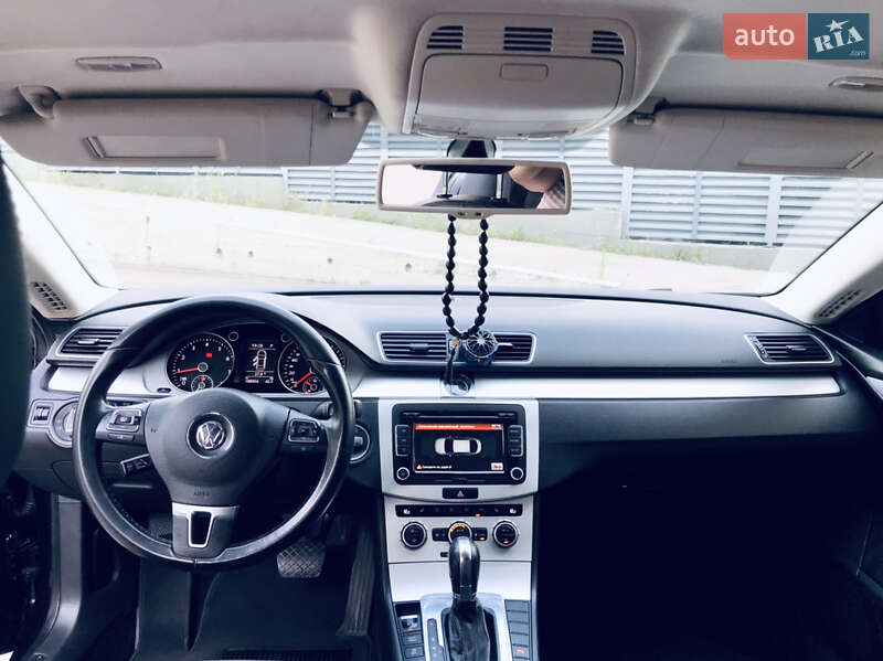 Купе Volkswagen CC / Passat CC 2012 в Днепре