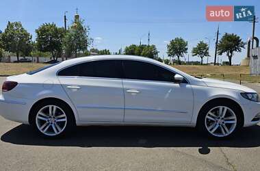Купе Volkswagen CC / Passat CC 2013 в 