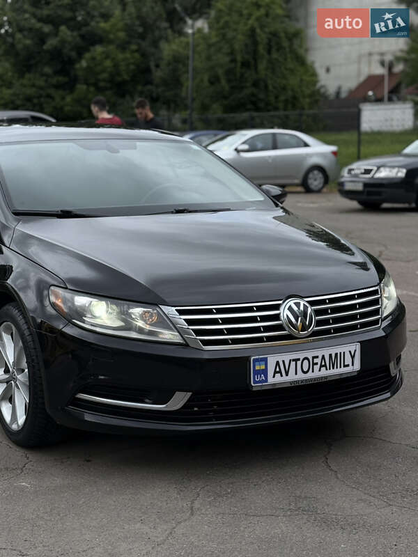 Купе Volkswagen CC / Passat CC 2015 в Киеве