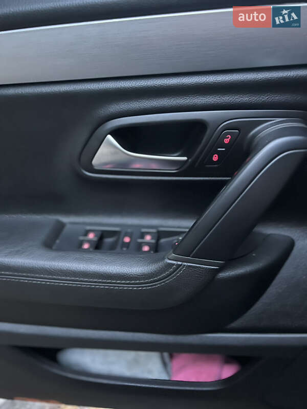 Купе Volkswagen CC / Passat CC 2012 в Кропивницькому