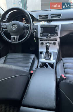 Купе Volkswagen CC / Passat CC 2012 в 