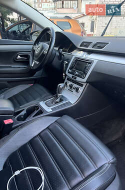 Купе Volkswagen CC / Passat CC 2012 в 