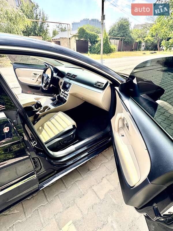 Купе Volkswagen CC / Passat CC 2012 в Одесі