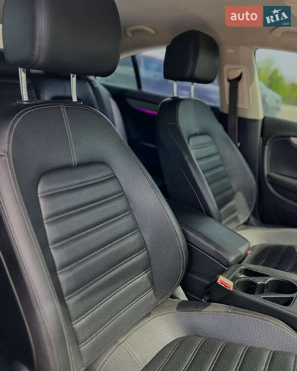 Купе Volkswagen CC / Passat CC 2012 в Днепре