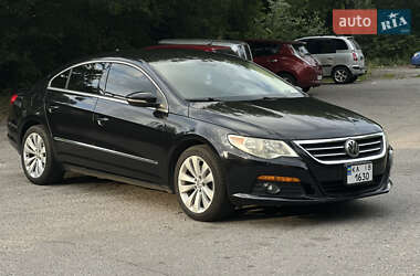 Купе Volkswagen CC / Passat CC 2010 в 