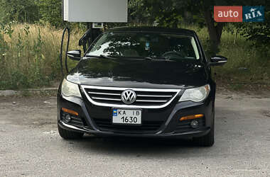 Купе Volkswagen CC / Passat CC 2010 в 