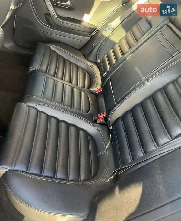 Купе Volkswagen CC / Passat CC 2014 в Виннице
