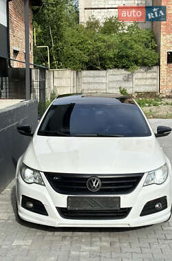Купе Volkswagen CC / Passat CC 2009 в Коломые