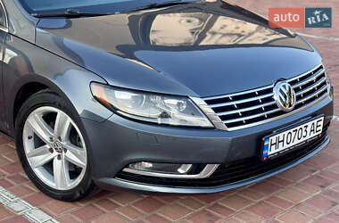 Купе Volkswagen CC / Passat CC 2013 в 