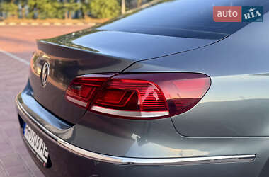 Купе Volkswagen CC / Passat CC 2013 в 