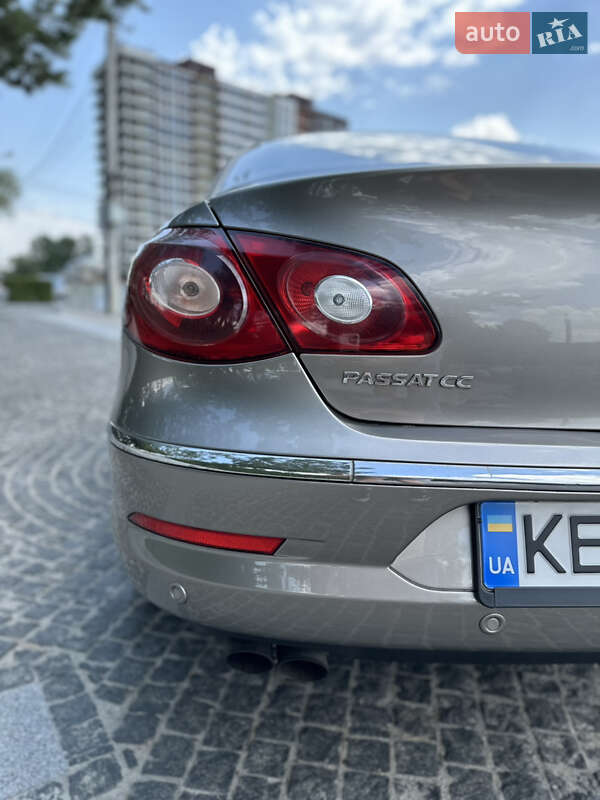 Купе Volkswagen CC / Passat CC 2012 в Днепре