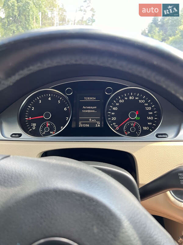 Купе Volkswagen CC / Passat CC 2012 в Андрушівці