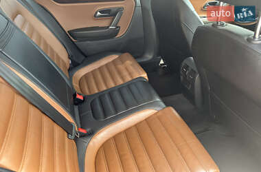 Купе Volkswagen CC / Passat CC 2012 в 