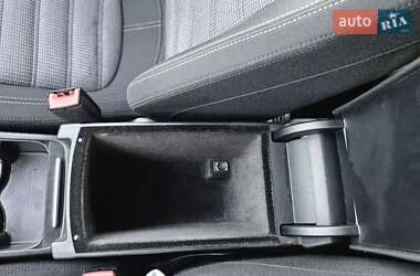 Купе Volkswagen CC / Passat CC 2013 в 