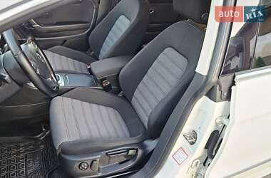 Купе Volkswagen CC / Passat CC 2013 в 