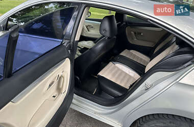 Купе Volkswagen CC / Passat CC 2009 в 
