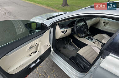 Купе Volkswagen CC / Passat CC 2009 в 
