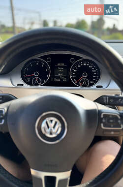 Купе Volkswagen CC / Passat CC 2013 в 