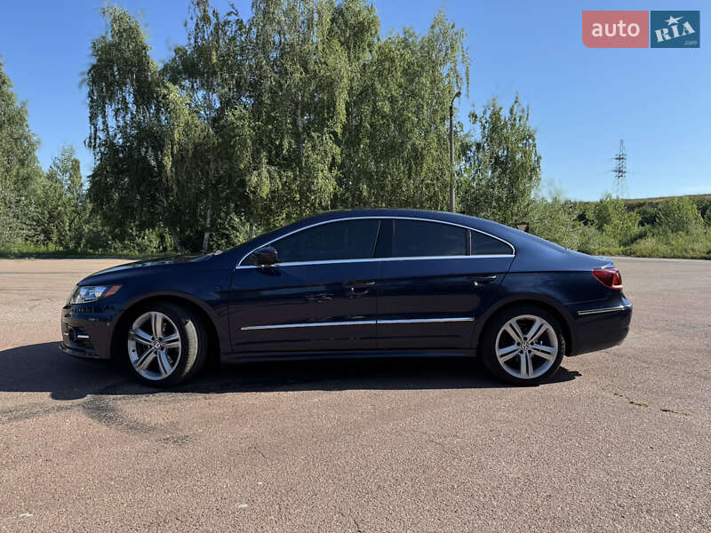 Купе Volkswagen CC / Passat CC 2015 в Киеве