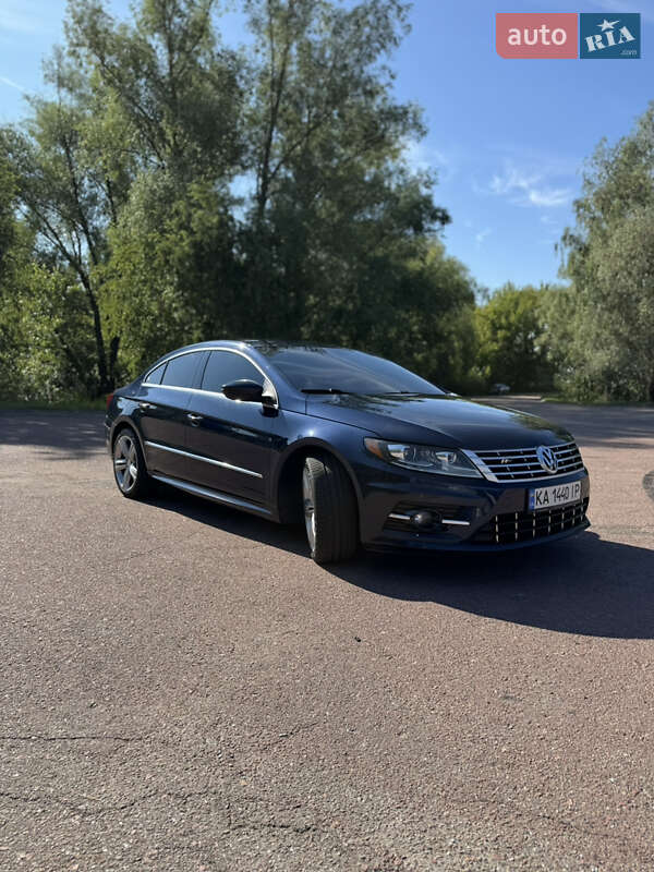 Купе Volkswagen CC / Passat CC 2015 в Киеве