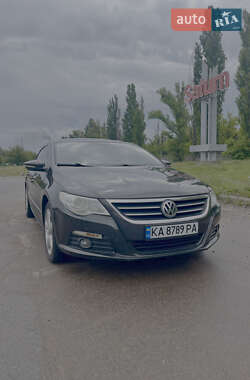 Купе Volkswagen CC / Passat CC 2010 в Киеве