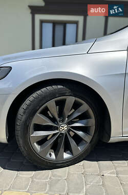Купе Volkswagen CC / Passat CC 2014 в 