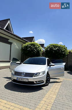 Купе Volkswagen CC / Passat CC 2014 в 