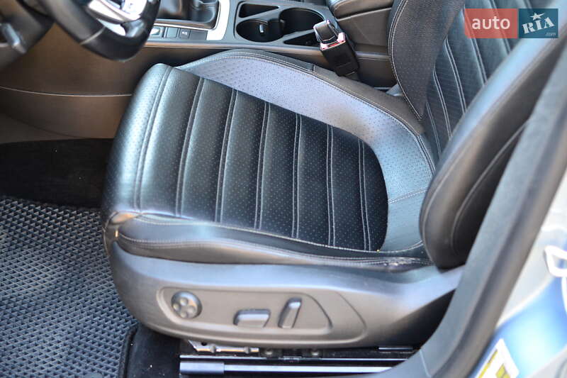 Купе Volkswagen CC / Passat CC 2012 в Зміїві фото 42 Купе Volkswagen CC / Passat CC 2012 в Зміїві