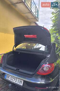 Купе Volkswagen CC / Passat CC 2010 в 